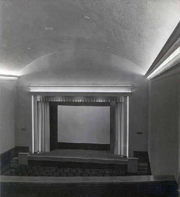 City Theater binnen 3 1964