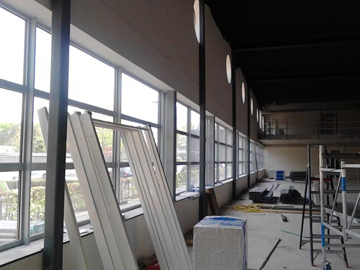 Podium staanders voor trust 